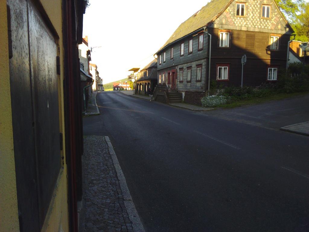 Jiretinska Chaloupka Apartment Jiřetín pod Jedlovou Bagian luar foto
